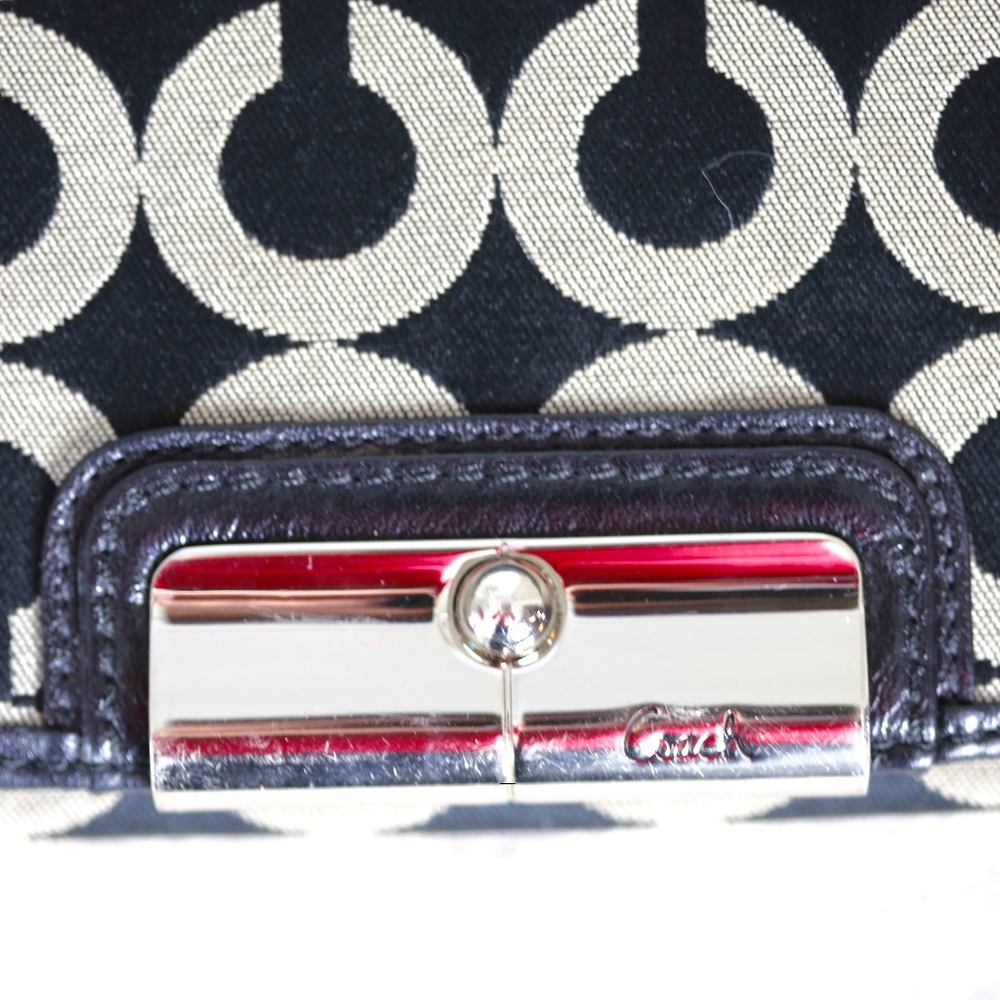 Coach Wallet in very good condition - Picture 2 of 8